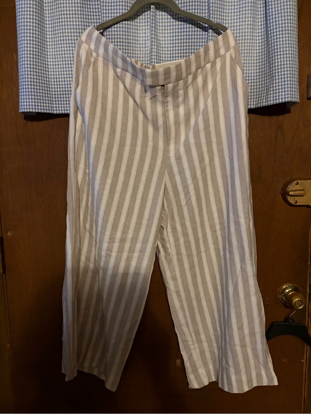 Striped Wide-Leg Women’s  Cropped Pants in Beige and White
